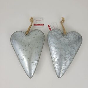 Valentine Decor Set of Two Rustic Metal Heart Wall Decor Murale